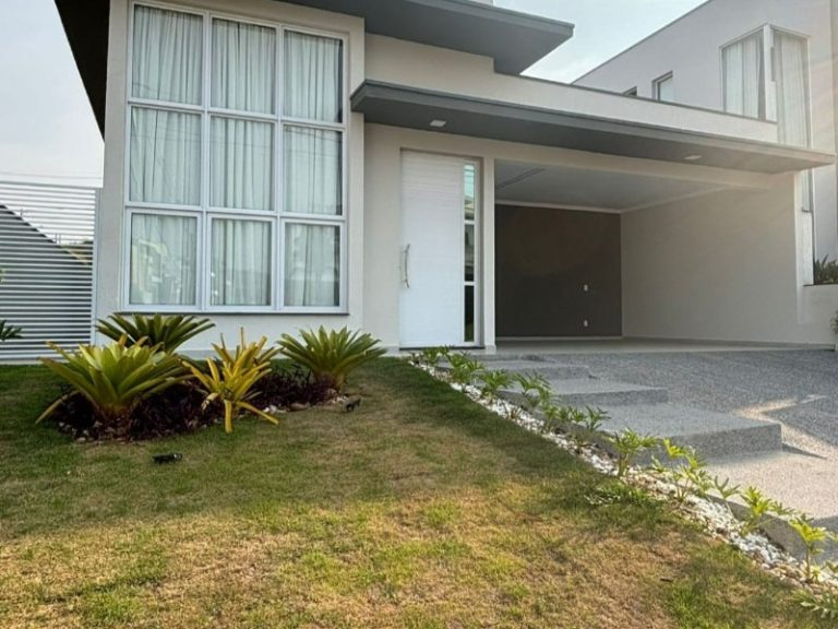 Casa 3 Suítes Térrea em Mogi das Cruzes