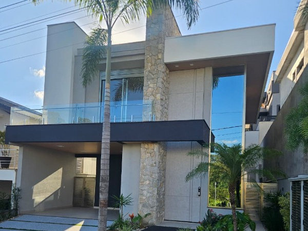 Casa 4 Suítes 3 Salas em Mogi das Cruzes