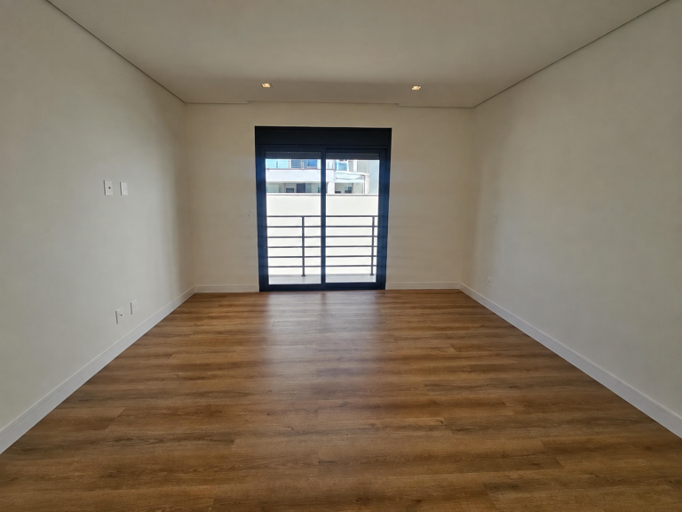 Casa 3 Suítes JARDIM em Mogi das Cruzes