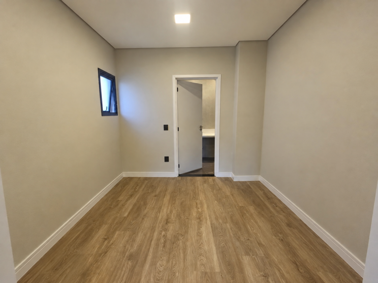 Casa 3 Suítes 1 Closet em Mogi das Cruzes