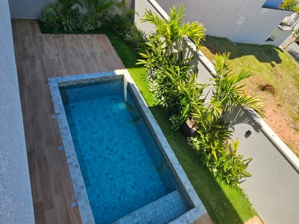Casa 4 Suítes Piscina em Mogi das Cruzes