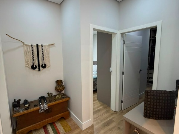 Casa 3 Suítes Ar Condicionado em Mogi das Cruzes