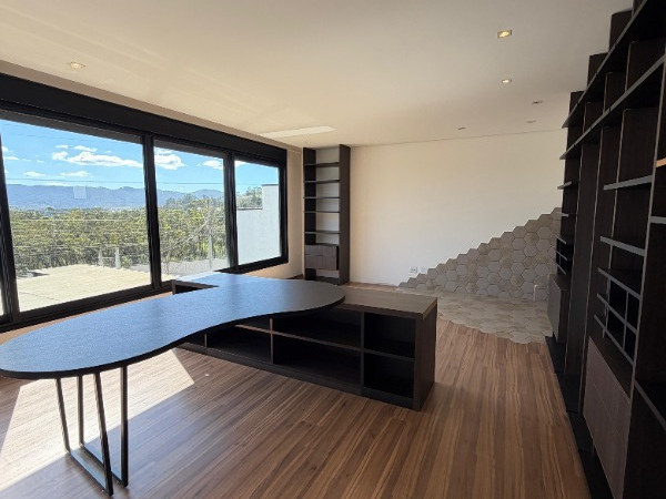Casa 3 Dorm Suite em Mogi das Cruzes