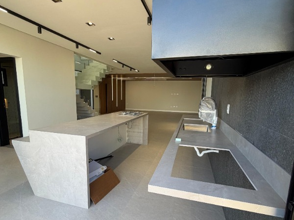 Casa 4 Suítes Sauna em Mogi das Cruzes