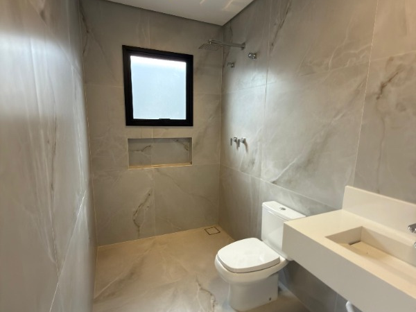 Casa 3 Suítes 170m em Mogi das Cruzes