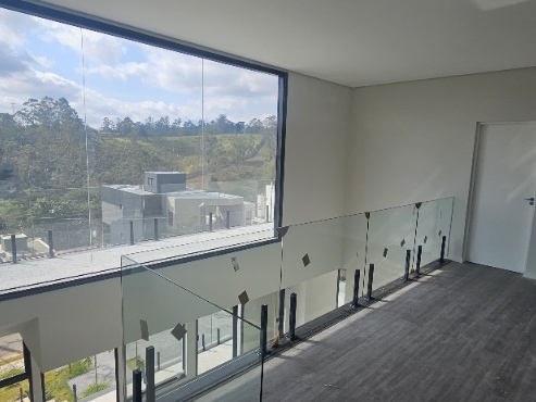 Casa 3 Suítes amplas em Mogi das Cruzes