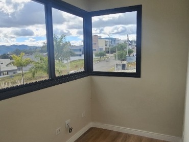 Casa 3 Suítes Sonorização em Mogi das Cruzes
