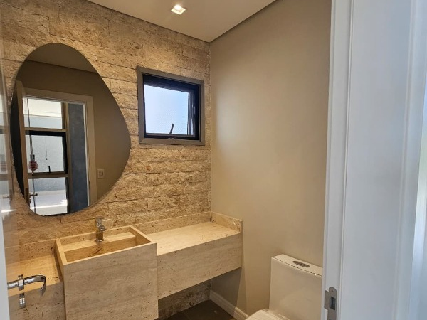 Casa 4 Suítes Piscina em Mogi das Cruzes