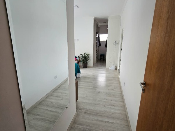 Casa 3 Suítes Vista Livre em Mogi das Cruzes