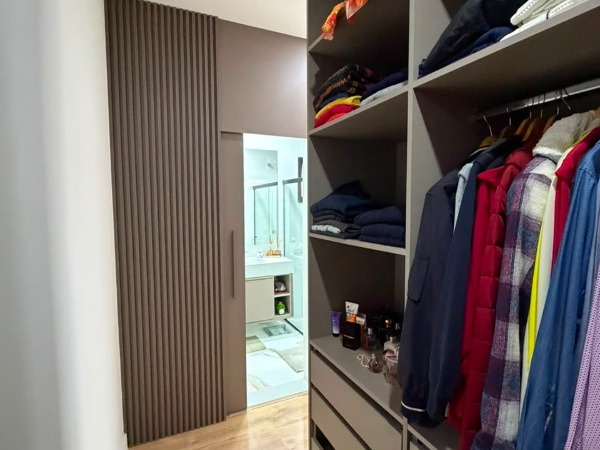 Casa 3 Suítes Ar Condicionado em Mogi das Cruzes