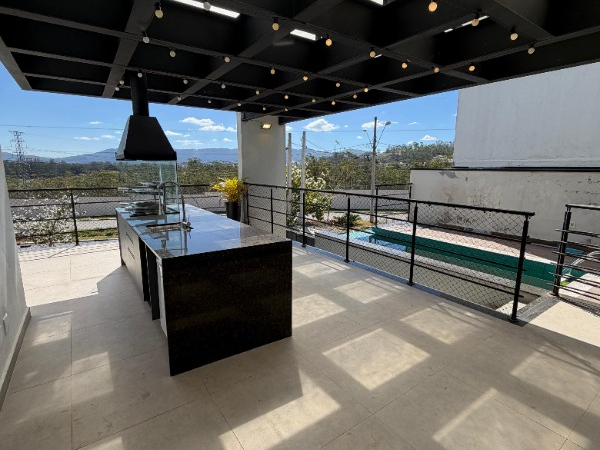 Casa 3 Dorm Suite em Mogi das Cruzes