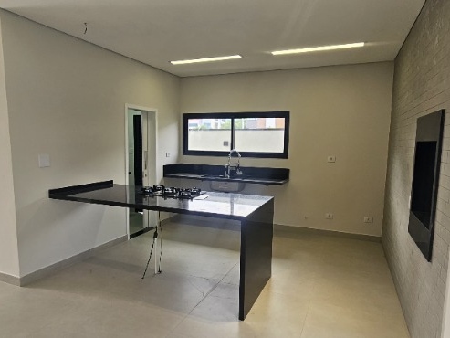 Casa 3 Suítes Sonorização em Mogi das Cruzes