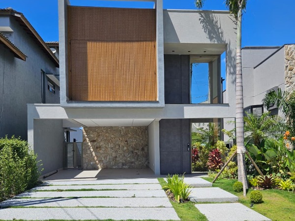 Casa 4 Suítes Piscina em Mogi das Cruzes