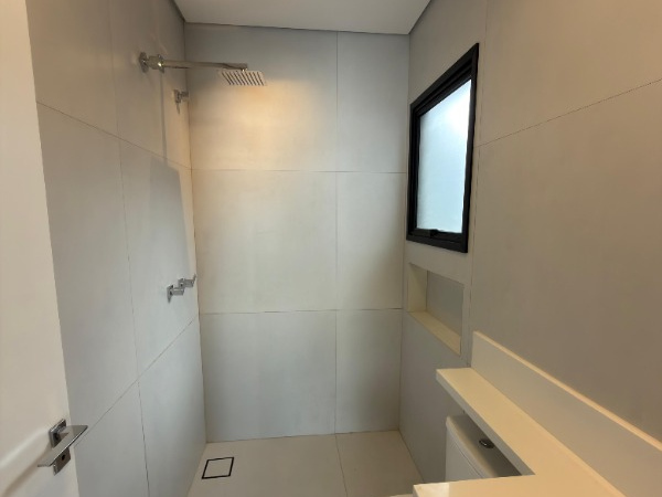Casa 3 Suítes 170m em Mogi das Cruzes