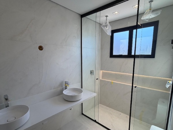 Casa 4 Suítes Sauna em Mogi das Cruzes