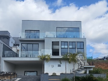 Casa 3 Suítes amplas em Mogi das Cruzes