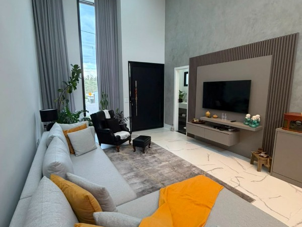 Casa 3 Suítes Ar Condicionado em Mogi das Cruzes