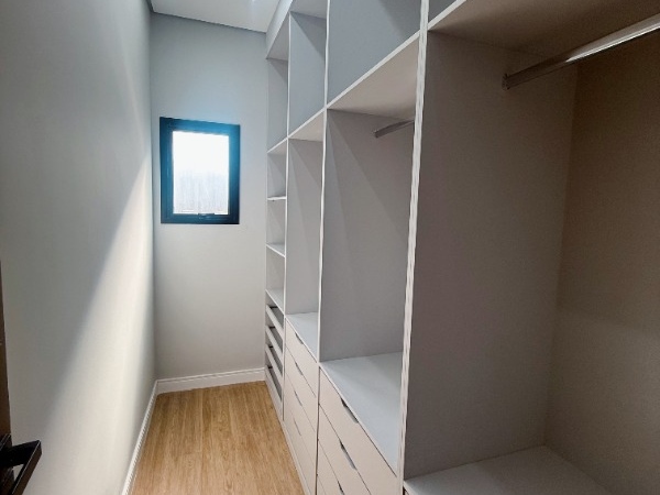 Casa 3 Suítes Sala em Mogi das Cruzes