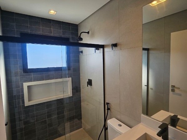 Casa 4 Suítes 2 Closet em Mogi das Cruzes