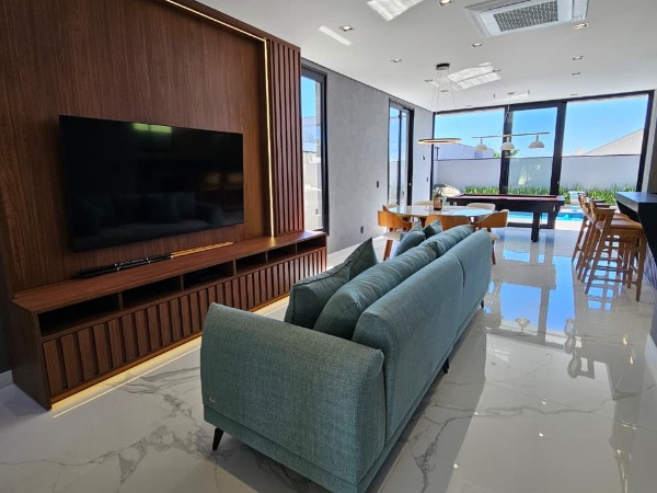 Casa 3 Suítes Lazer em Mogi das Cruzes