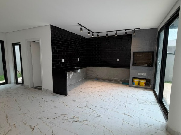 Casa 3 Suítes Varanda em Mogi das Cruzes