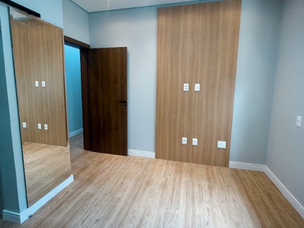 Casa 3 Suítes Sala em Mogi das Cruzes