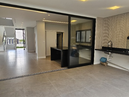 Casa 3 Suítes 170m em Mogi das Cruzes