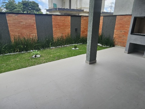 Casa 3 Dorm Sala Ampla em Mogi das Cruzes