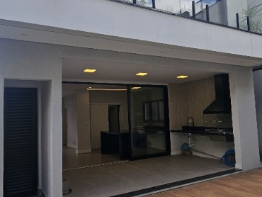 Casa 3 Suítes 170m em Mogi das Cruzes