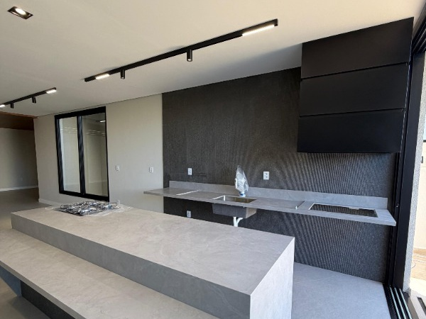Casa 4 Suítes Sauna em Mogi das Cruzes