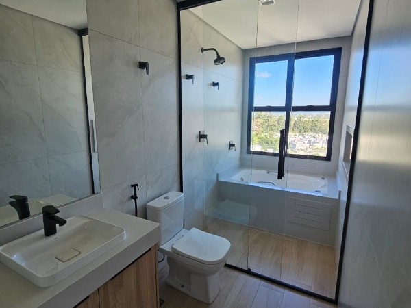 Casa 4 Suítes 2 Closet em Mogi das Cruzes