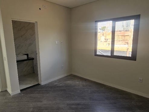 Casa 3 Suítes amplas em Mogi das Cruzes
